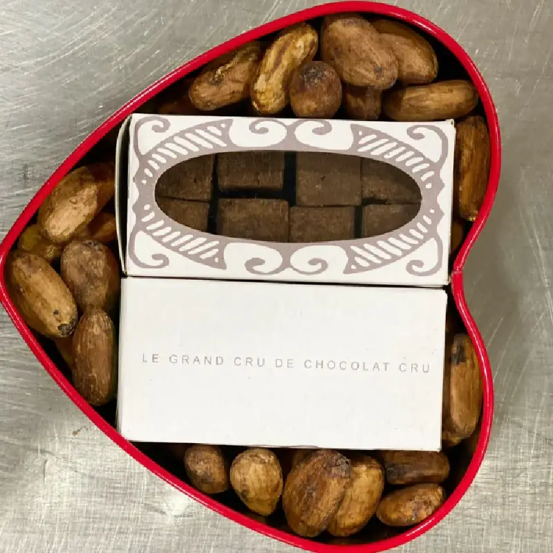 Coffret Cœur d’Amour X Doux Rêves Truffes et Fèves de cacao cru de RRRAW