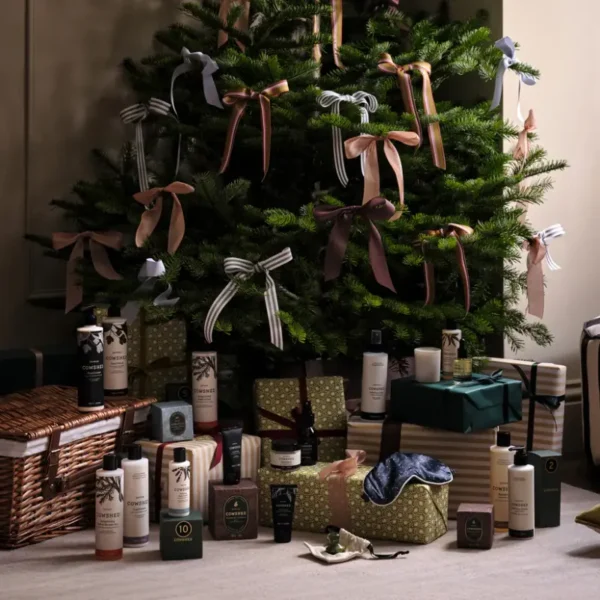 Cowshed Calendrier de l'Avent 2024 Noel Cowshed Calendrier de l'Avent 2024 Noel