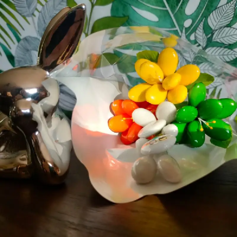 Idée Cadeau Mini bouquet frésias lapin dragées