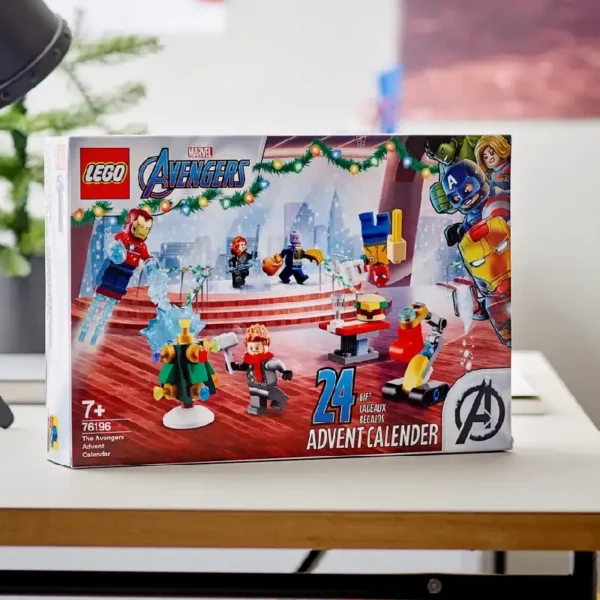 Lego Avengers Calendrier de l'Avent 76196 Noel